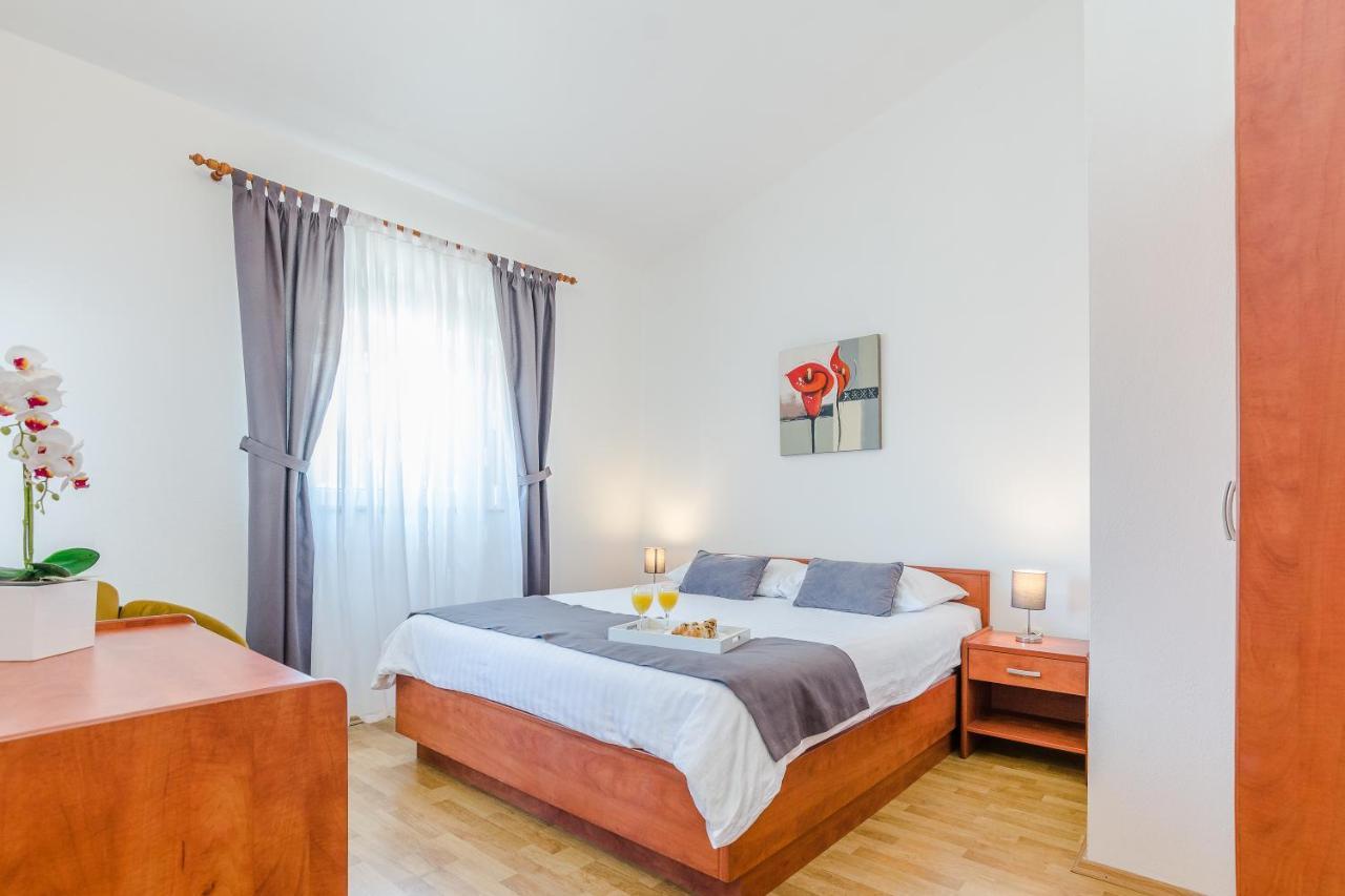 Apartments Marija Starigrad Paklenica Luaran gambar
