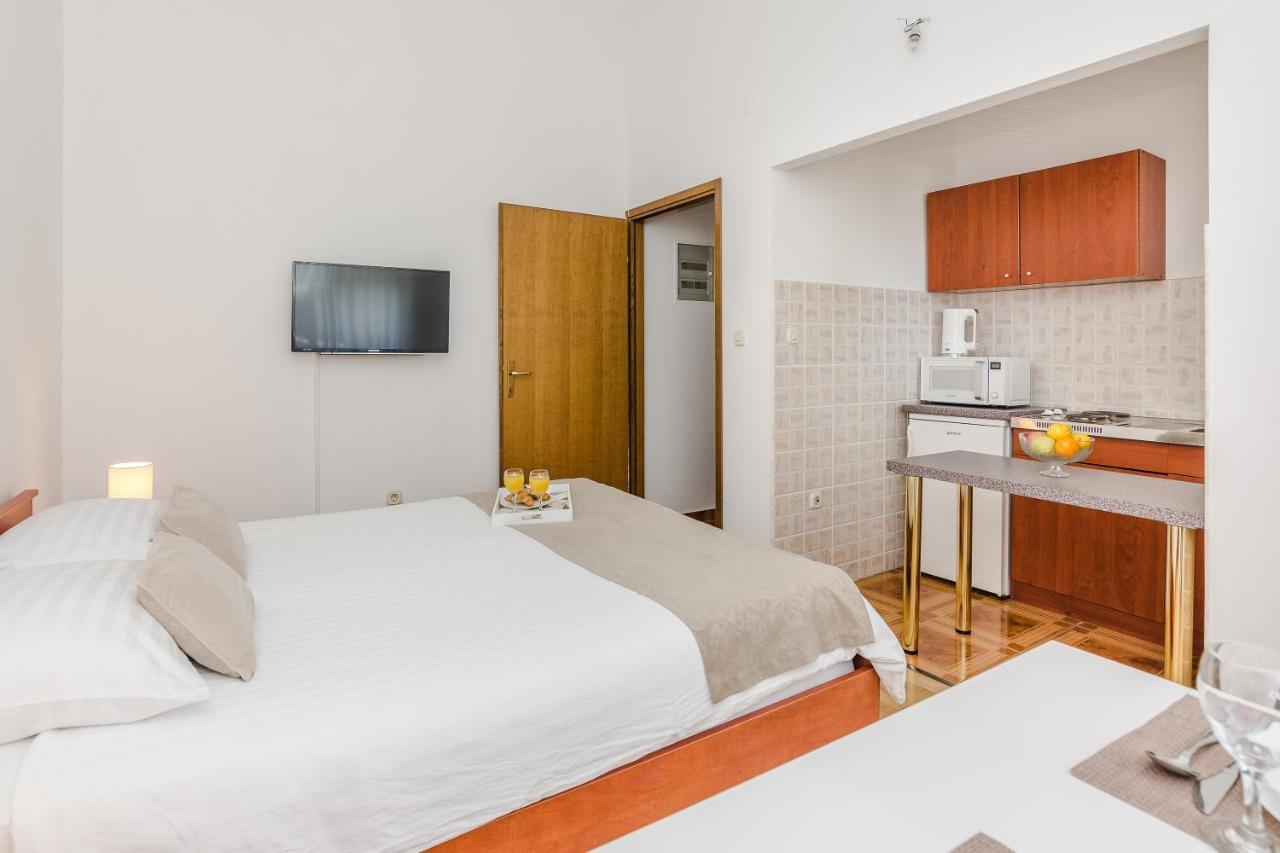 Apartments Marija Starigrad Paklenica Luaran gambar