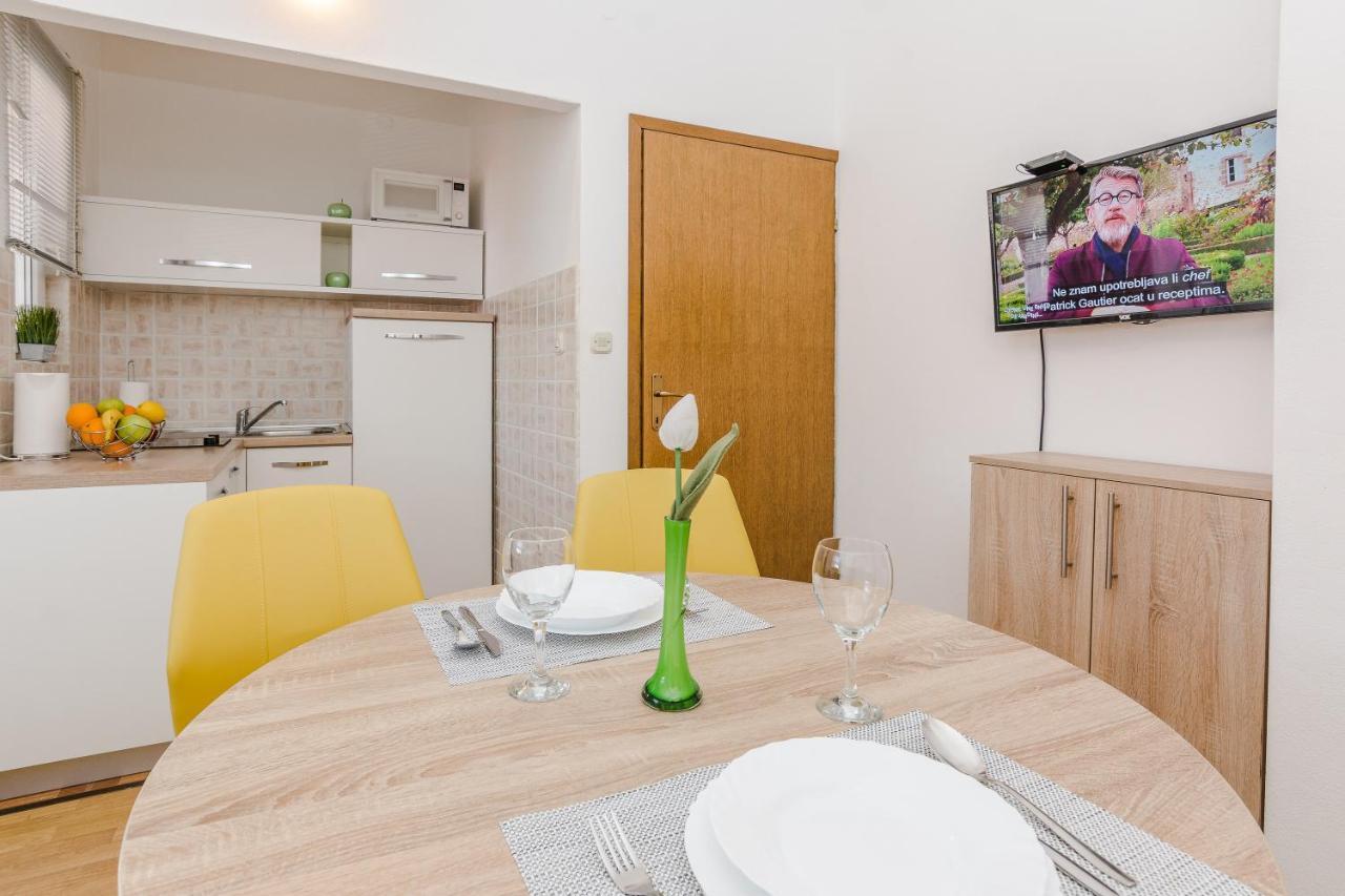 Apartments Marija Starigrad Paklenica Luaran gambar